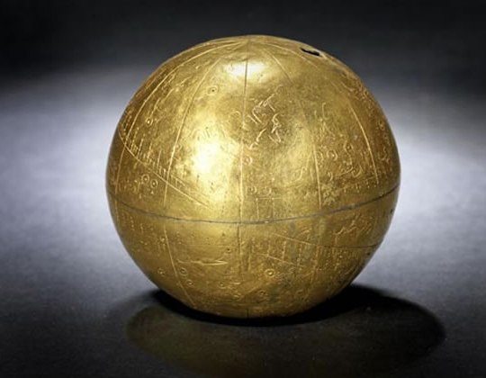 На Bonham’s уйдет с молотка золотой персидский глобус 18-го века