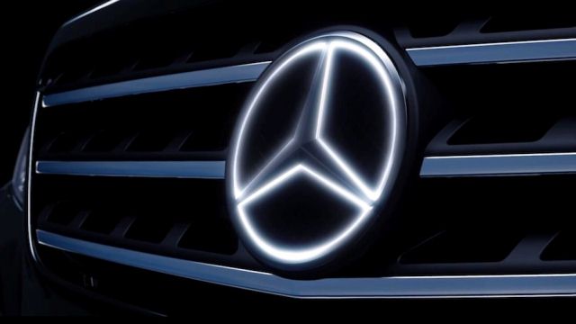 Mercedes-Benz зажигает звезды