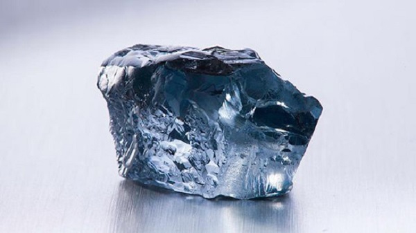 Самый большой голубой бриллиант уйдет с молотка Кристис