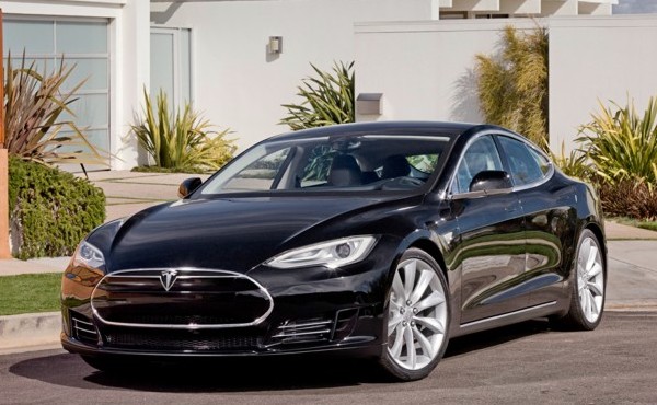 Tesla рассекретила седан Model S Alpha
