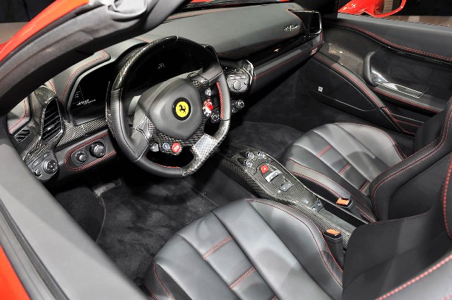 Ferrari 458 Spider оценен в $ 257 тысяч