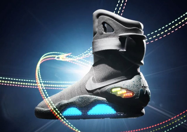 Тайни Темпа купил на eBay кроссовки Nike Air MAG за $ 37500