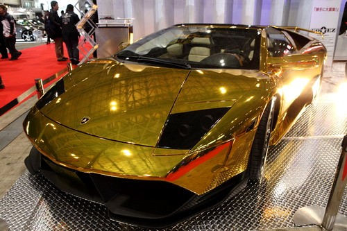 Золотой Lamborghini Murcielago