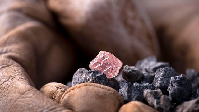 В Австралии нашли крупнейший алмаз Argyle 