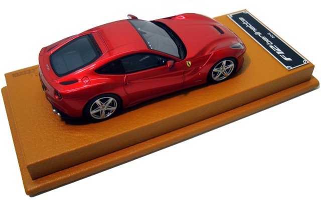 Ferrari F12 Berlinetta 1:43 продается за 231 евро