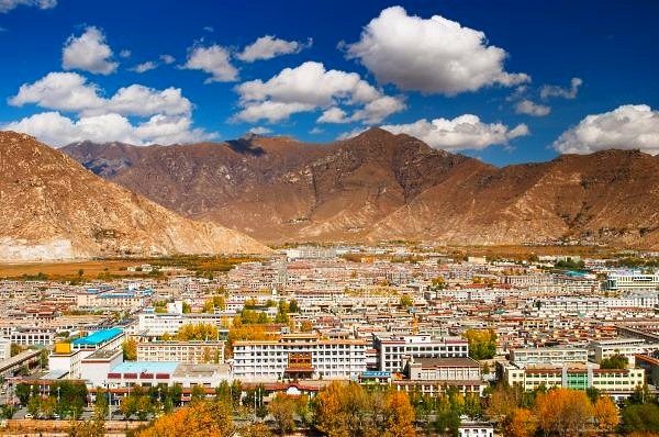 Китай превращает Тибет в турцентр