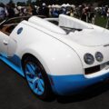 Бело-голубой Bugatti Veyron 16.4 Grand Sport Vitesse