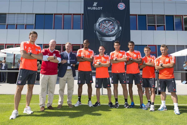 Футбольные часы Hublot King Power FC Bayern Munich