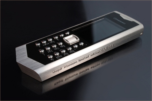 Сверхпрочный смартфон Gresso Regal Titanium