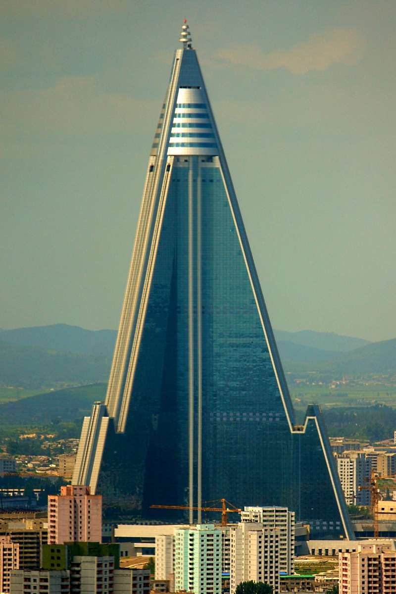 Гостиница Рюген в Пхеньяне за $ 2 миллиарда
