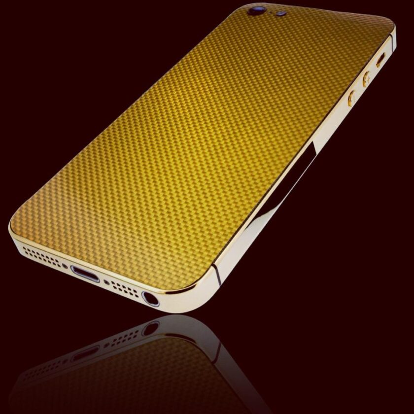 Vphonegaga gold. Айфон 5 s золотой карбон. Iphone 4s золотой корпус. Золотой корпус для iphone 5s. Айфон в золотом корпусе.