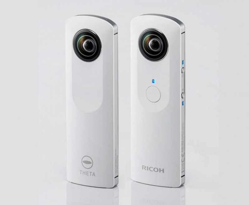 Ricoh Theta - первая в мире фотокамера с панорамной съемкой за один клик