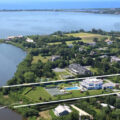 Особняк на берегу залива Мекокс продается за $58,5 млн