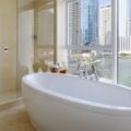 В Дубае открылся отель Mövenpick Hotel Jumeirah Lakes Towers