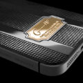 Caviar Unico Segnatura сплотил iPhone 5S и Vertu