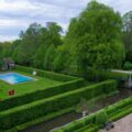 Загородный дом Катрин Денев продается за €3,9 млн