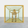 Золотой скелет мамонта от Дэмиена Херста