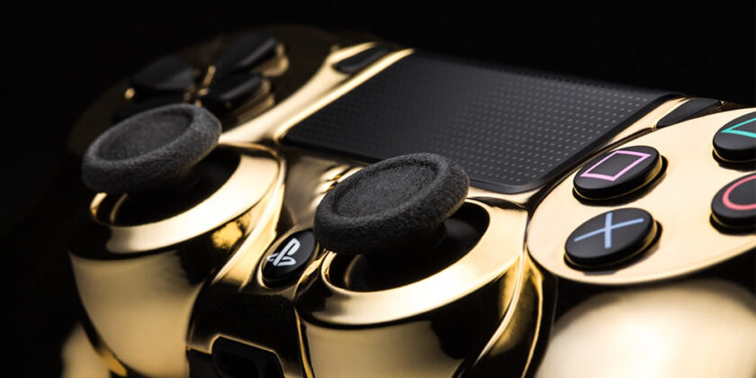 Золотые контроллеры для Xbox и PS от ColorWare