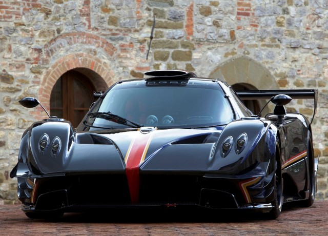 Ручная работа: каждая деталь создается с любовью и самоотверженностью