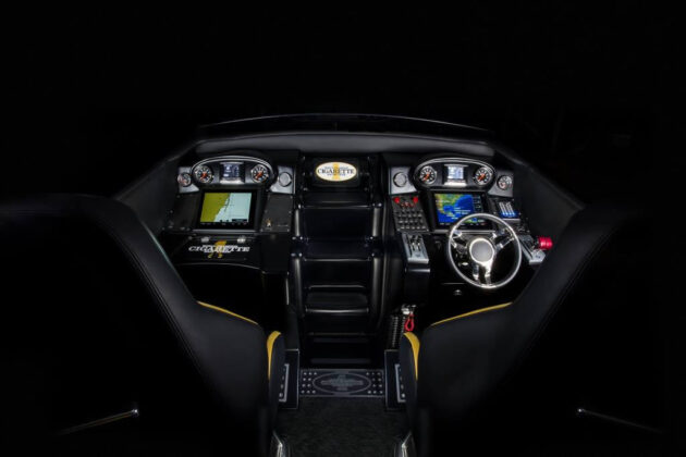Скоростной катер Marauder GT S 2015