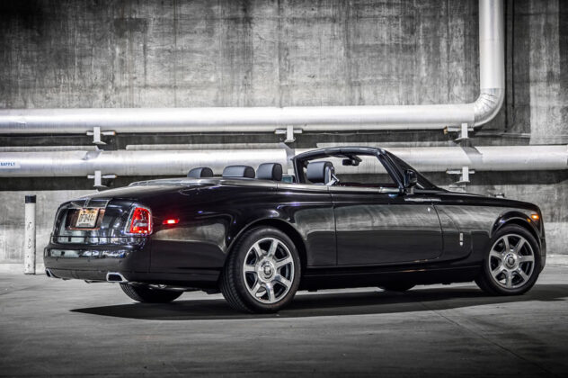 Rolls-Royce Phantom Drophead Coupe Nighthawk