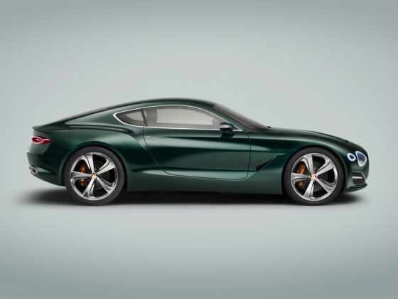 EXP 10 Speed 6 - будущее Bentley