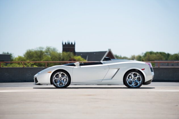 Легендарный Lamborghini Concept S уйдет с молотка
